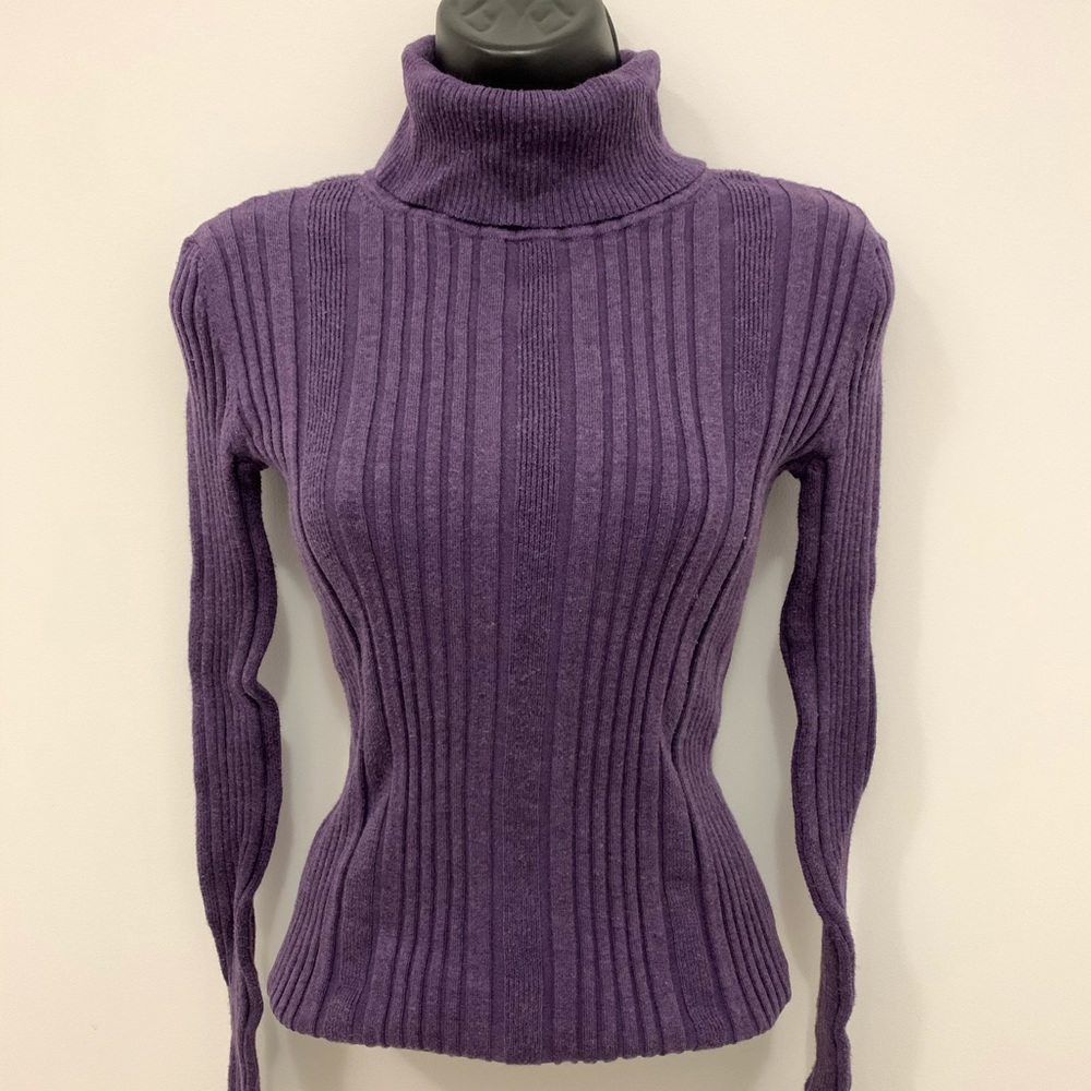 Violet turtle neck sweater